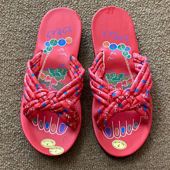 Beautiful Red Sandals - Picture 1 of 2